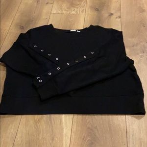 a black cropped sweater, barely used, cozy